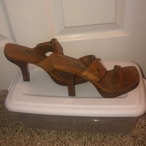 Brown heeled sandals